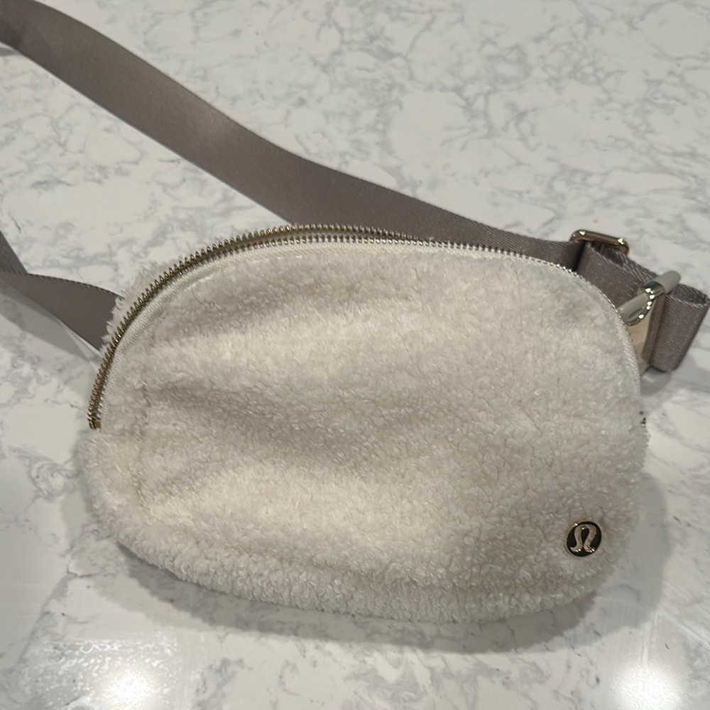 lululemon athletica White Sherpa Crossbody Bag